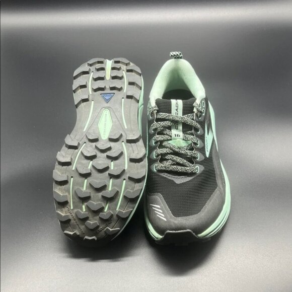 Brooks Cascadia 16 Women's Black and Mint Running Hiking Shoes, Size 6 - Picture 5 of 6